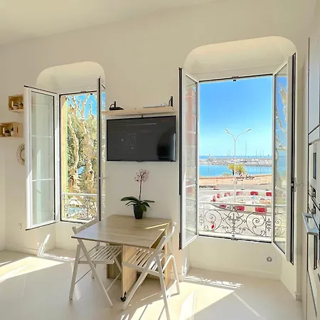 # Monaco - F1 Gp - 4 Persons - Sea View - New - Parking - Clim - Premium - And Sun * Menton